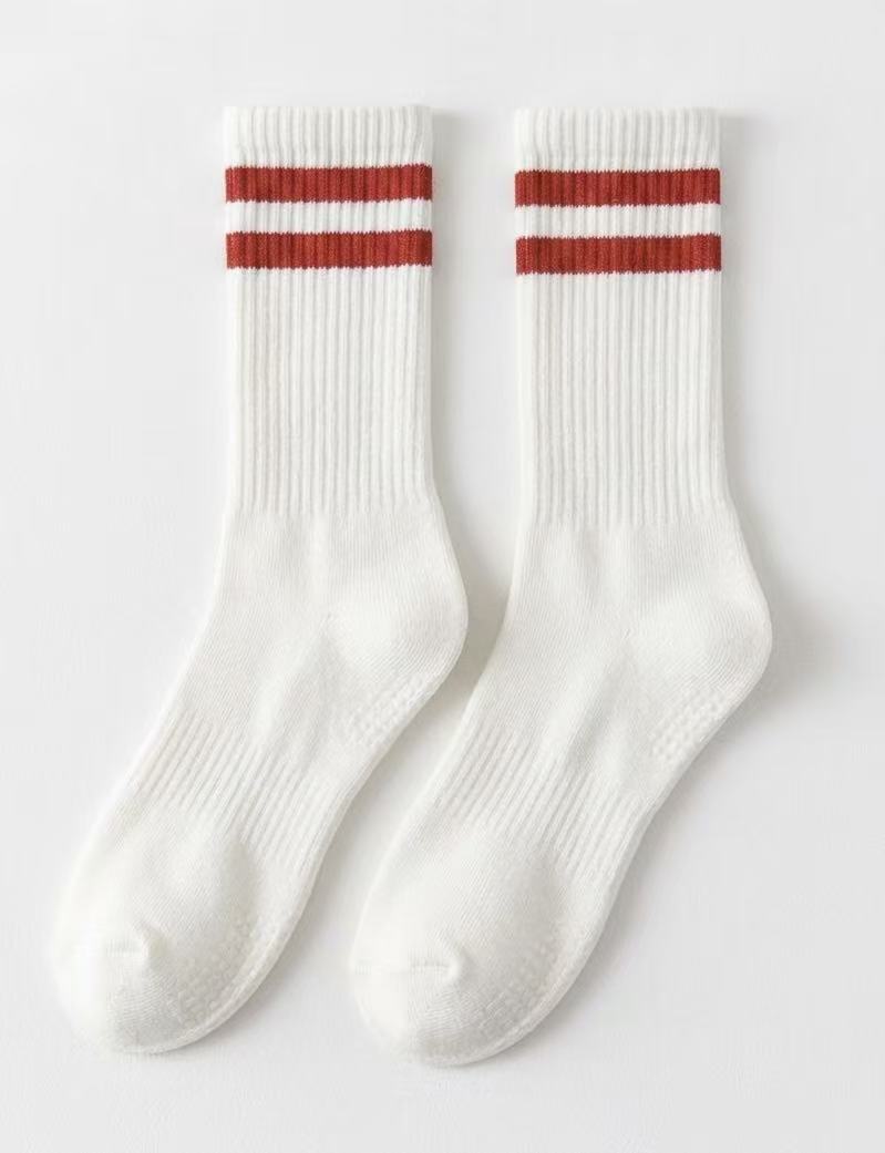 Zen-Grip Pro – Non-Slip Yoga & Pilates Socks