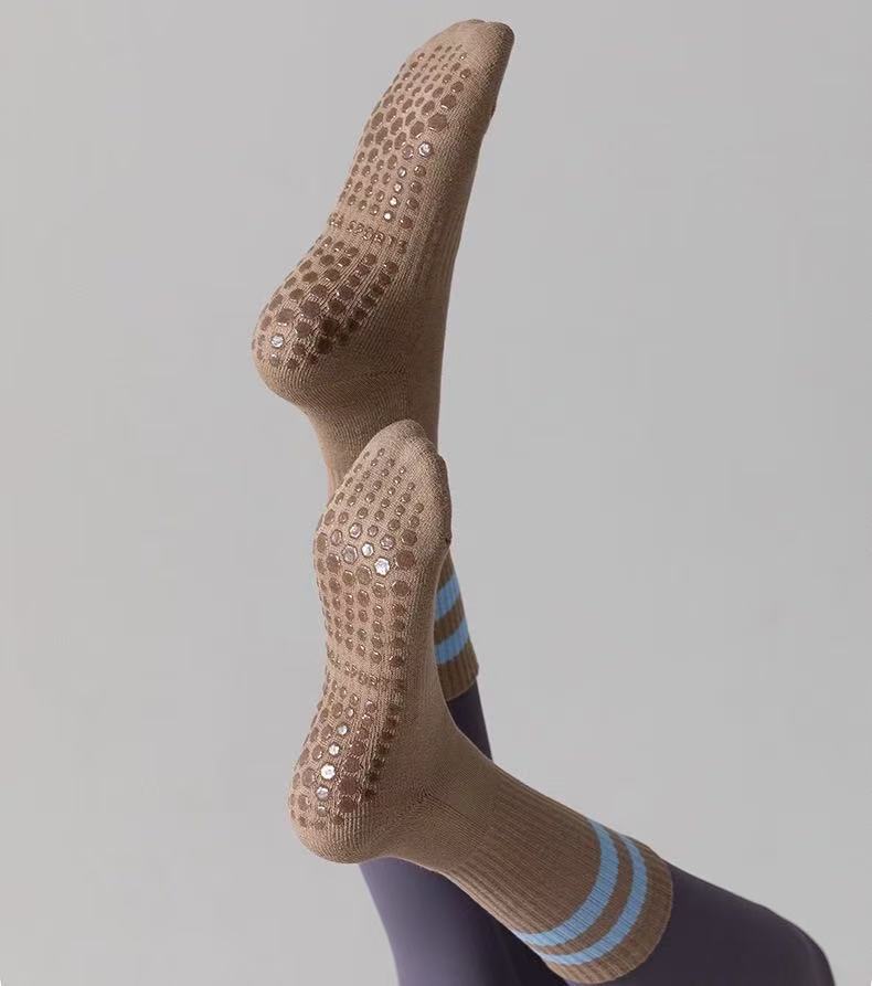 Zen-Grip Pro – Non-Slip Yoga & Pilates Socks
