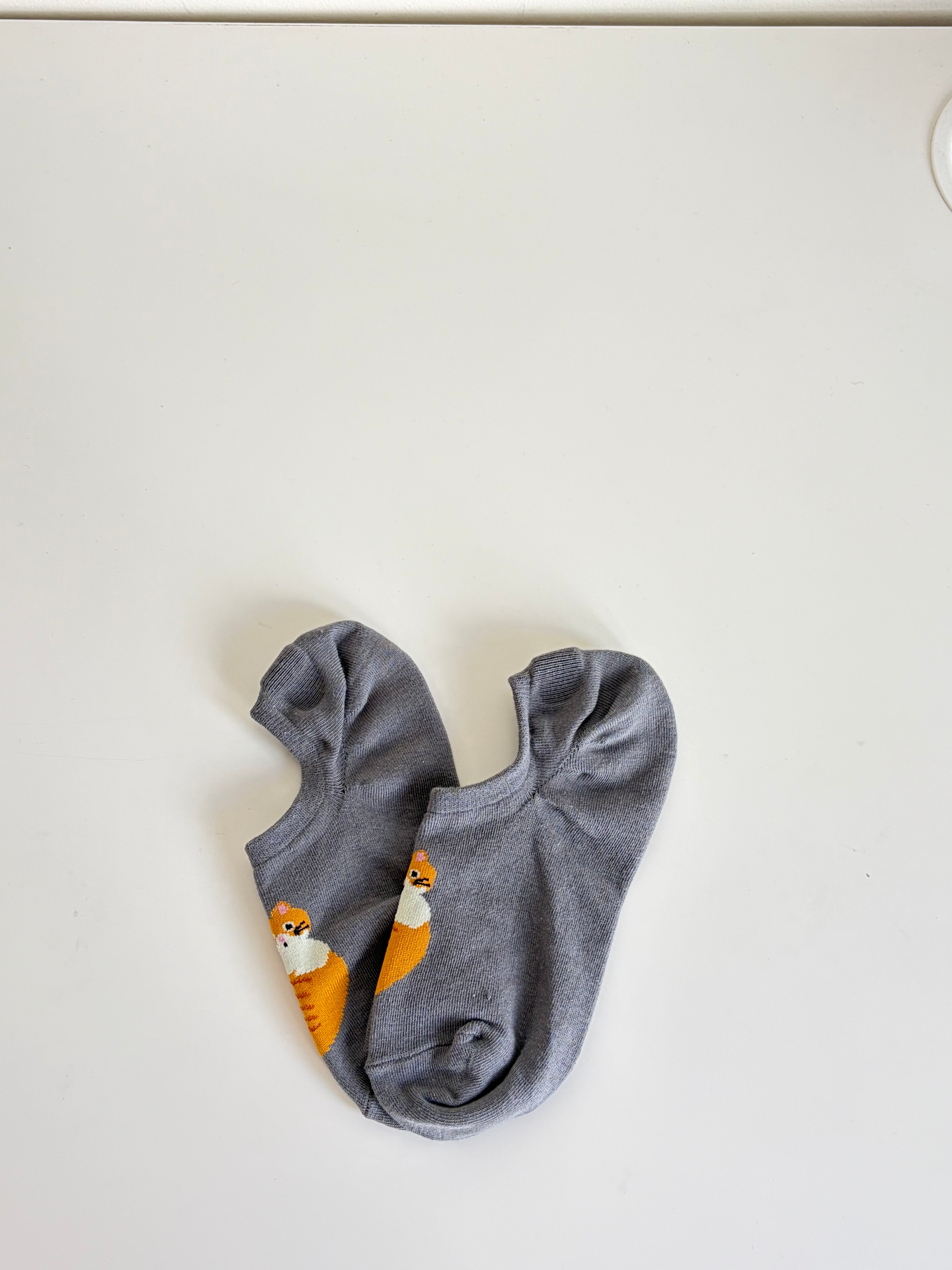 Hidden Whimsy – Cat Illustration No-Show Socks- Women's Ankle Socks