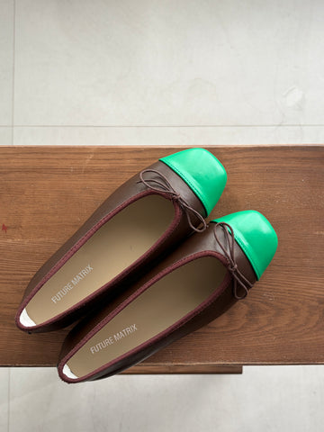 Brown & Green Cap-Toe Ballet Flats