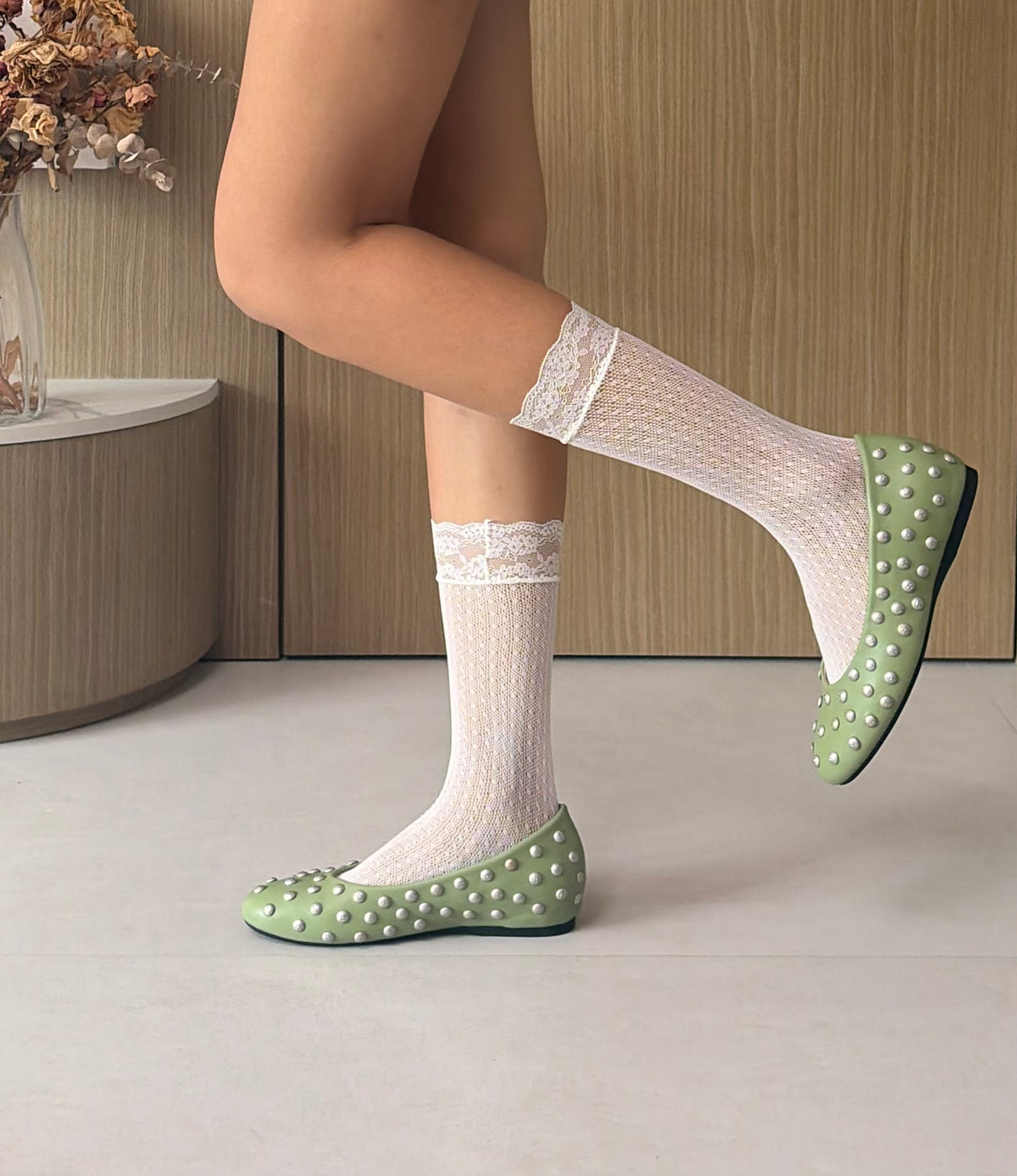 White Lace-Trim Pointelle Socks
