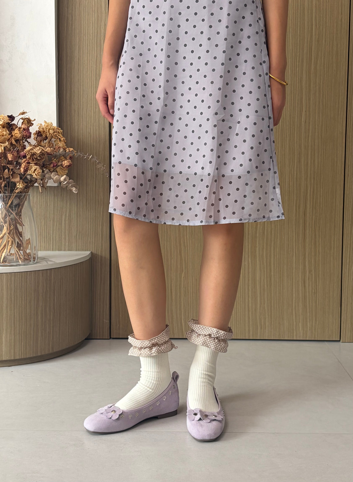 Cream Ribbed Socks with Star-Print Ruffles