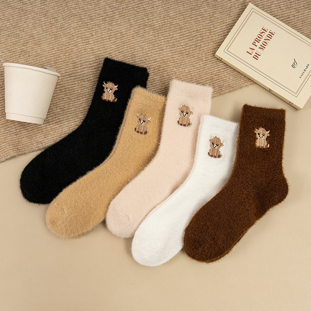 Women’s Fluffy Bear Embroidered Crew Socks – Warm Plush Sleep & Lounge Socks