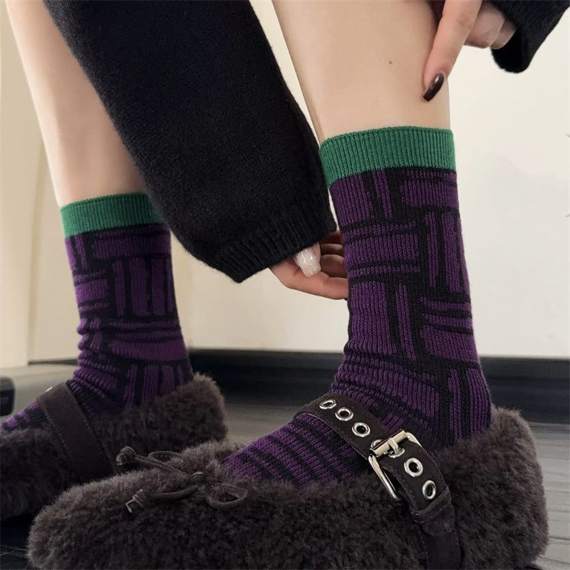 Retro Geometric Plaid Crew Socks – Women’s Cotton-Blend Jacquard Socks