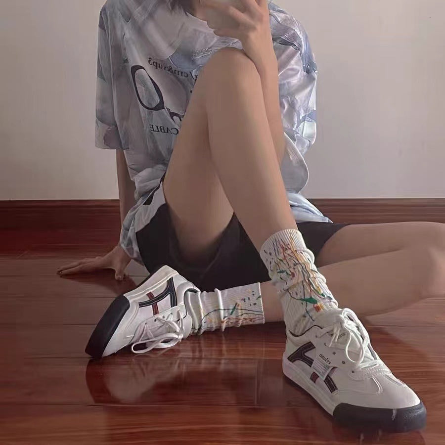 Abstract Graffiti Line Crew Socks for Women – Colourful Streetwear Mid-Calf Socks