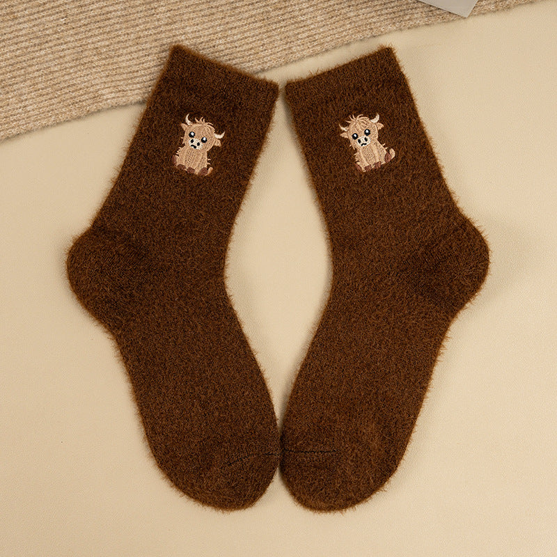 Women’s Fluffy Bear Embroidered Crew Socks – Warm Plush Sleep & Lounge Socks