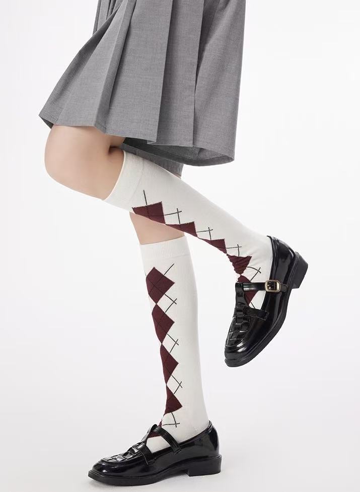 Classic Argyle Knee-High Socks | Timeless Academic Aesthetic