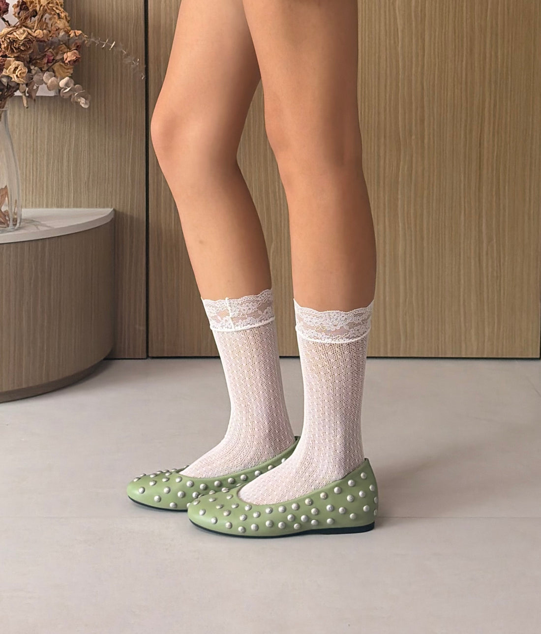 White Lace-Trim Pointelle Socks