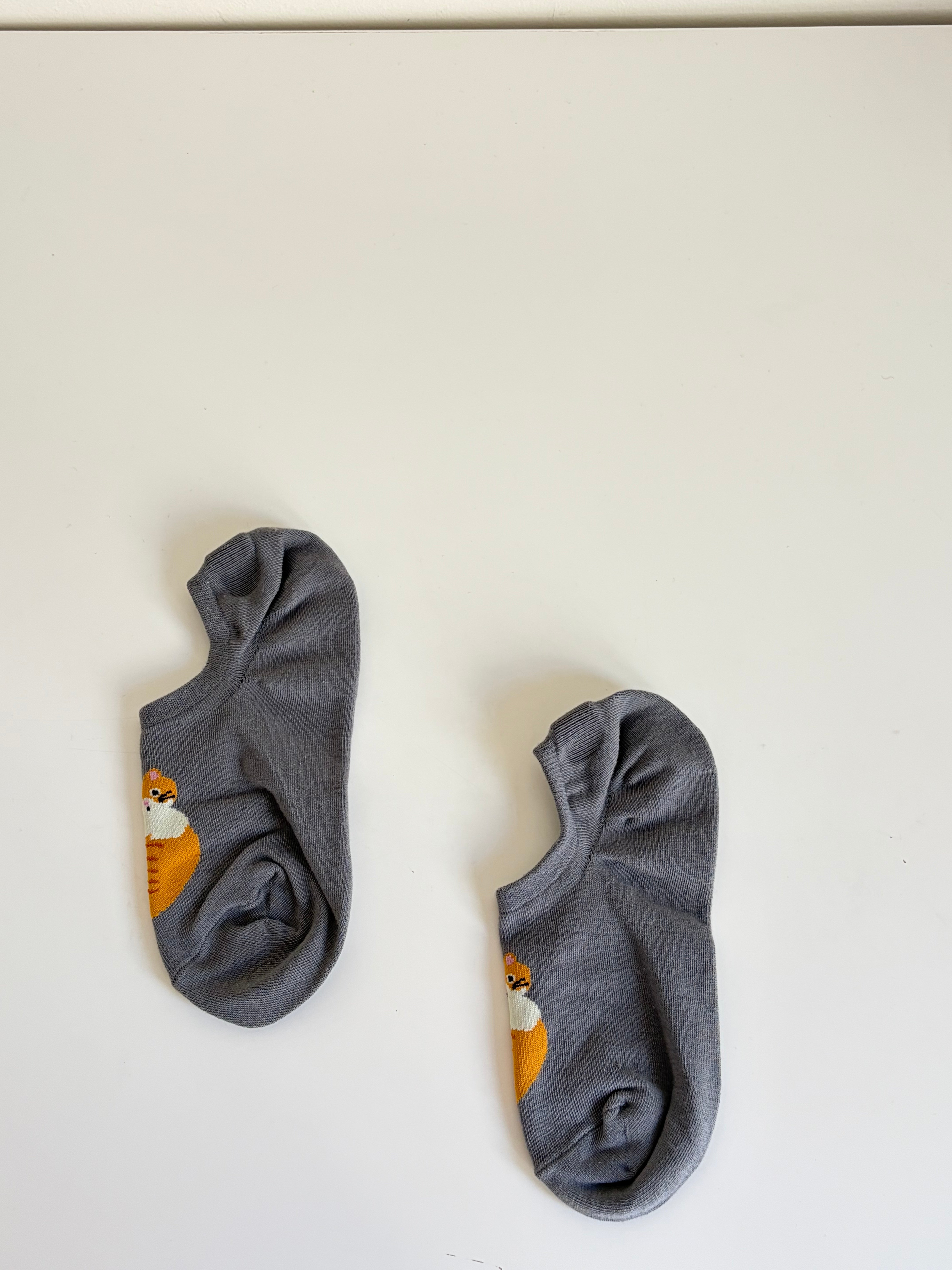 Hidden Whimsy – Cat Illustration No-Show Socks- Women's Ankle Socks